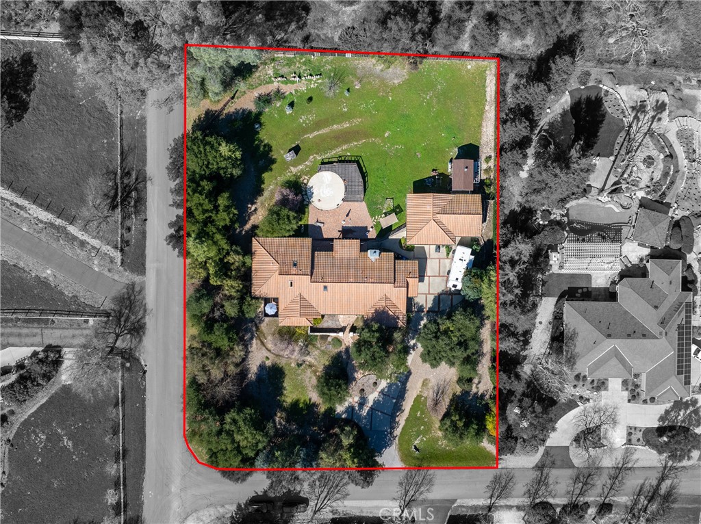 325 Conover Ln, Templeton, CA 93465