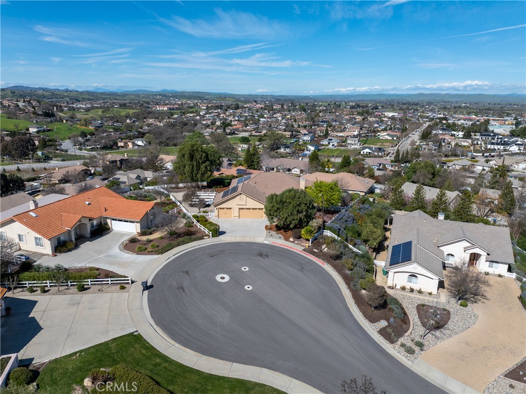 2039 Promontory, Paso Robles, CA 93446