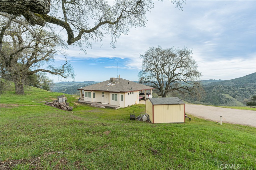 1115 Cypress Mountain Dr, Paso Robles, CA 93446