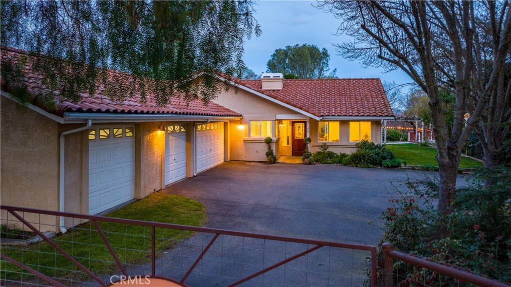 1235 Shane Lane, Templeton, CA 93465