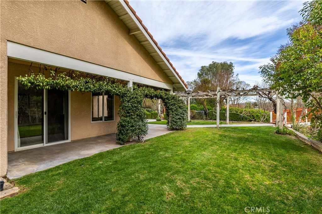 1235 Shane Lane, Templeton, CA 93465