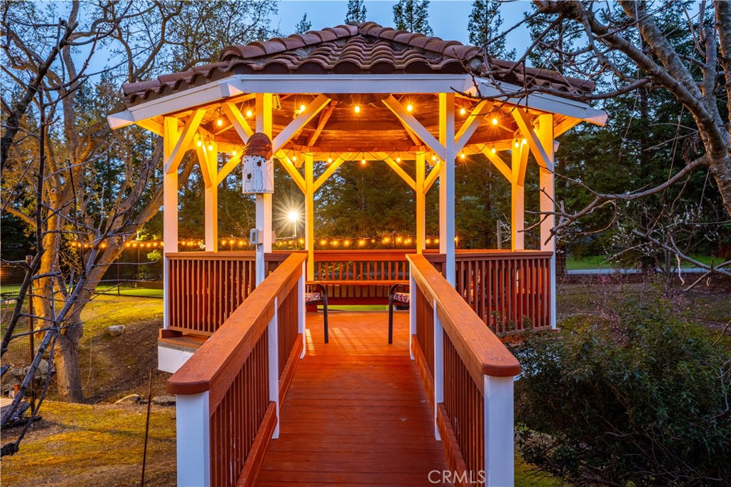 1235 Shane Lane, Templeton, CA 93465