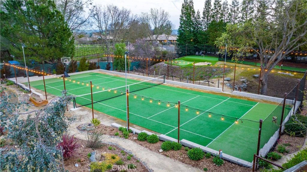 1235 Shane Lane, Templeton, CA 93465