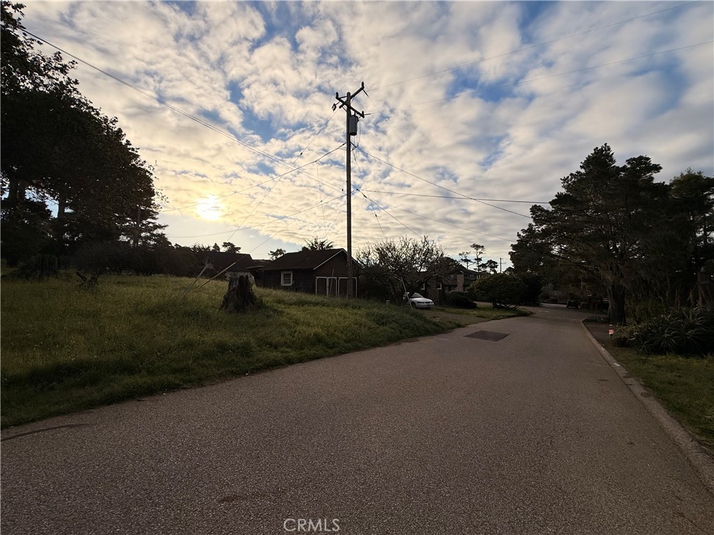 6126 Charing, Cambria, CA 93428