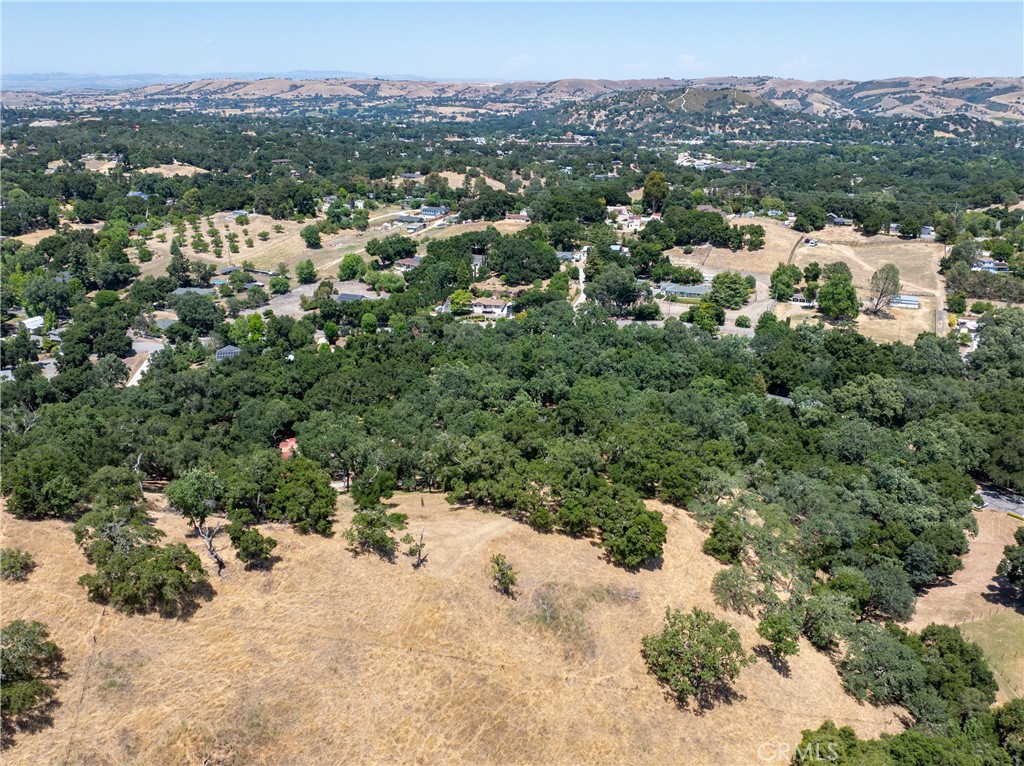 0 Los Gatos Rd, Atascadero, CA 93422