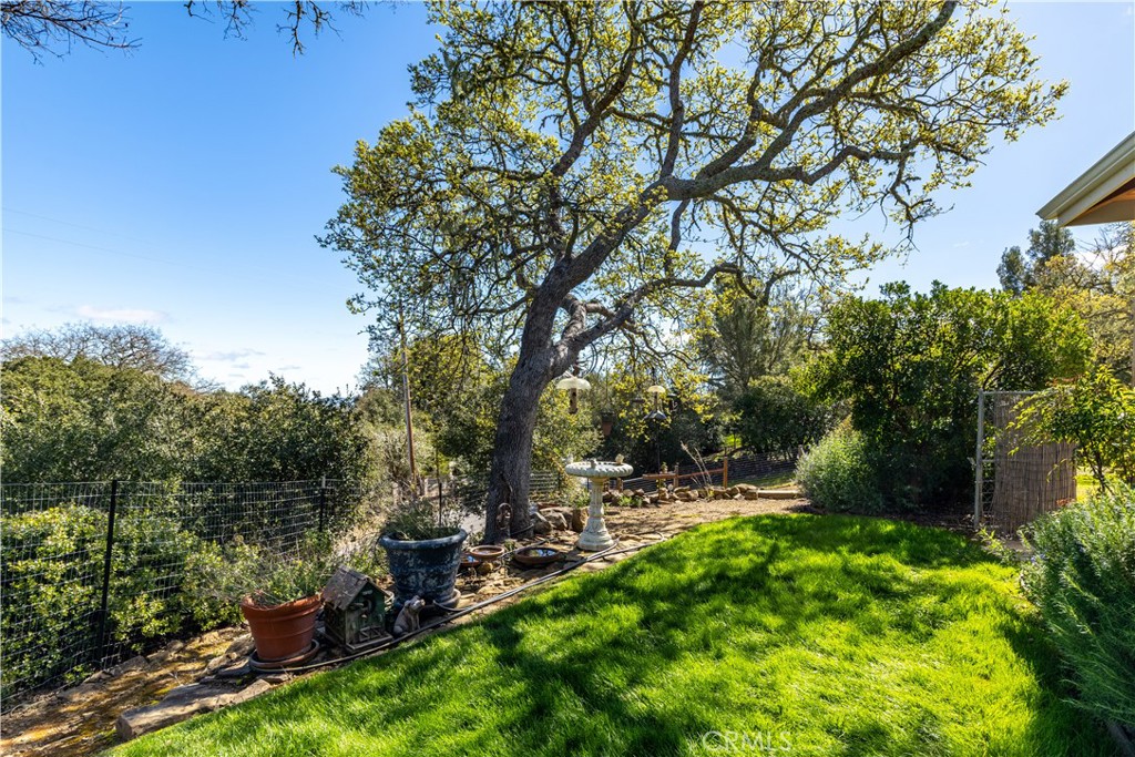 11127 Cebada Rd, Atascadero, CA 93422