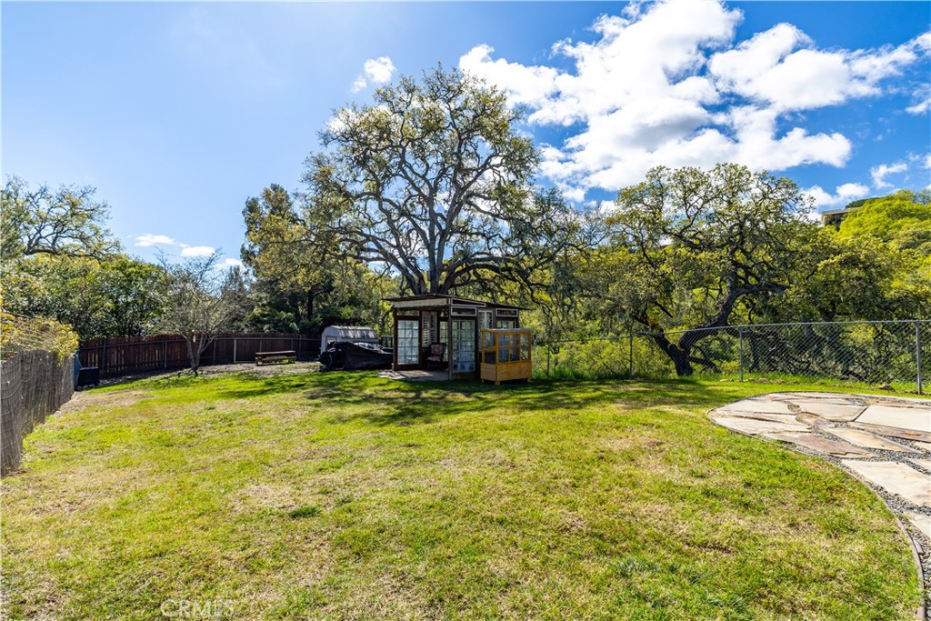 11127 Cebada Rd, Atascadero, CA 93422