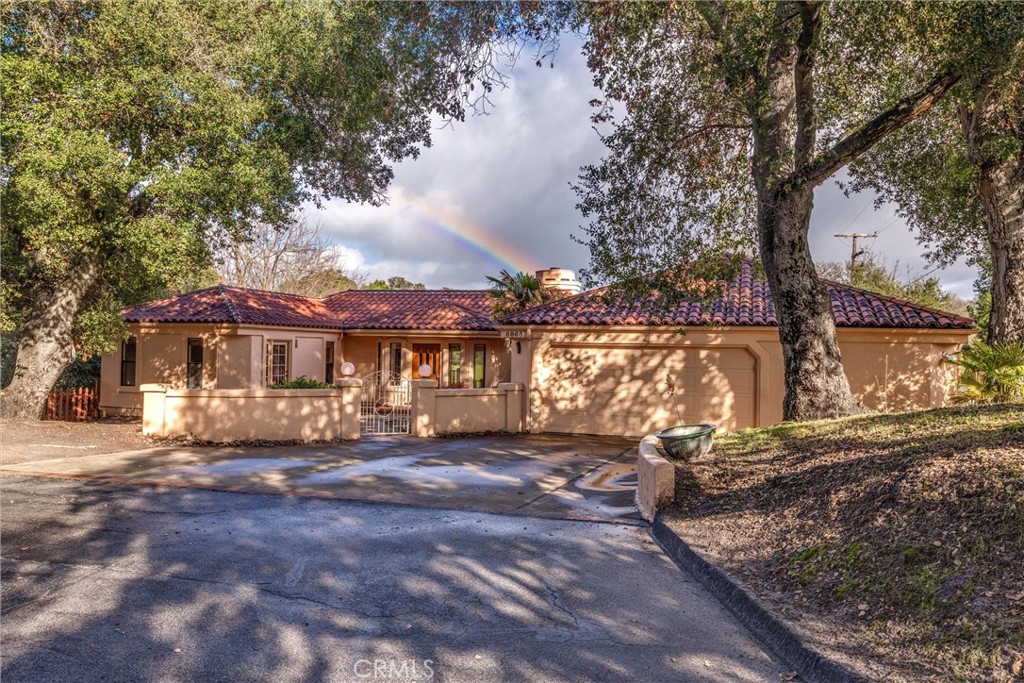 8865 Pino Solo Ave, Atascadero, CA 93422