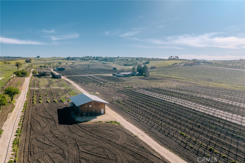 5575 El Pomar, Templeton, CA 93465