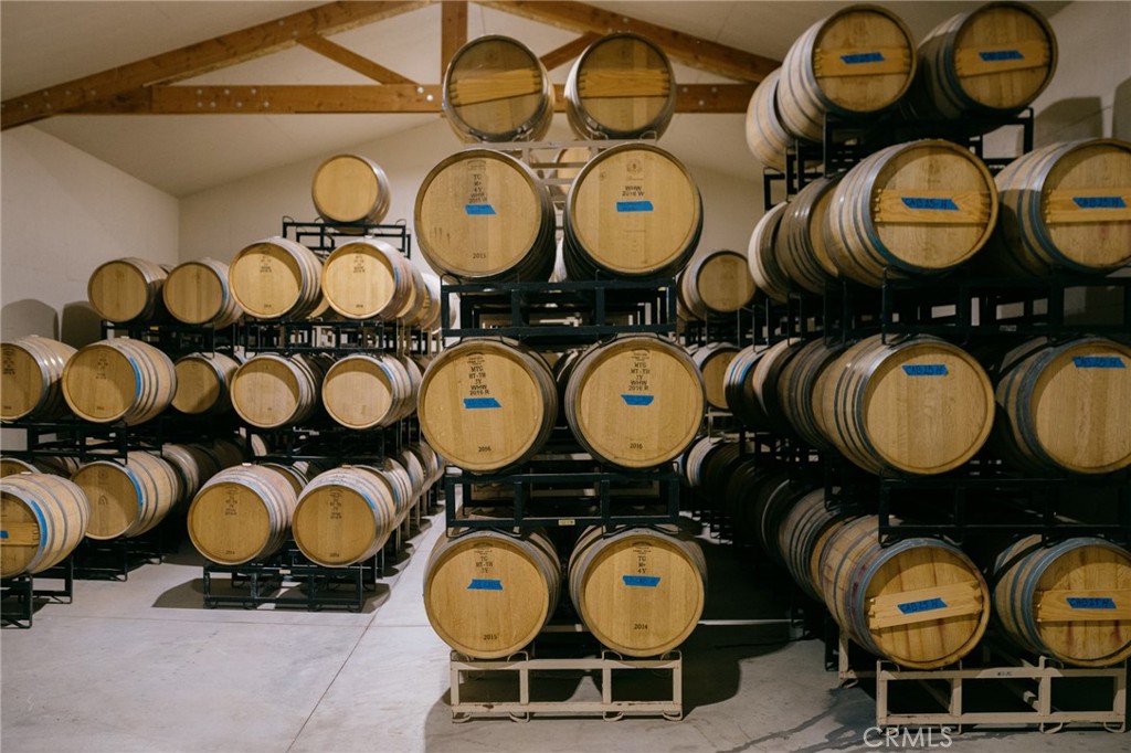 5575 El Pomar, Templeton, CA 93465