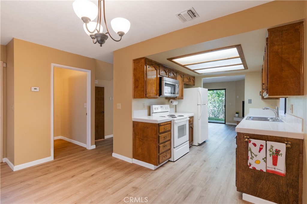 17 Green Ct, Paso Robles, CA 93446