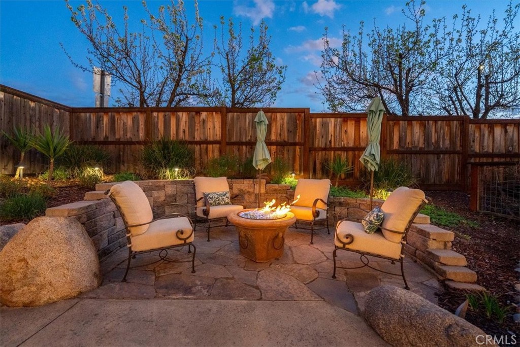 1945 Fieldstone, Paso Robles, CA 93446