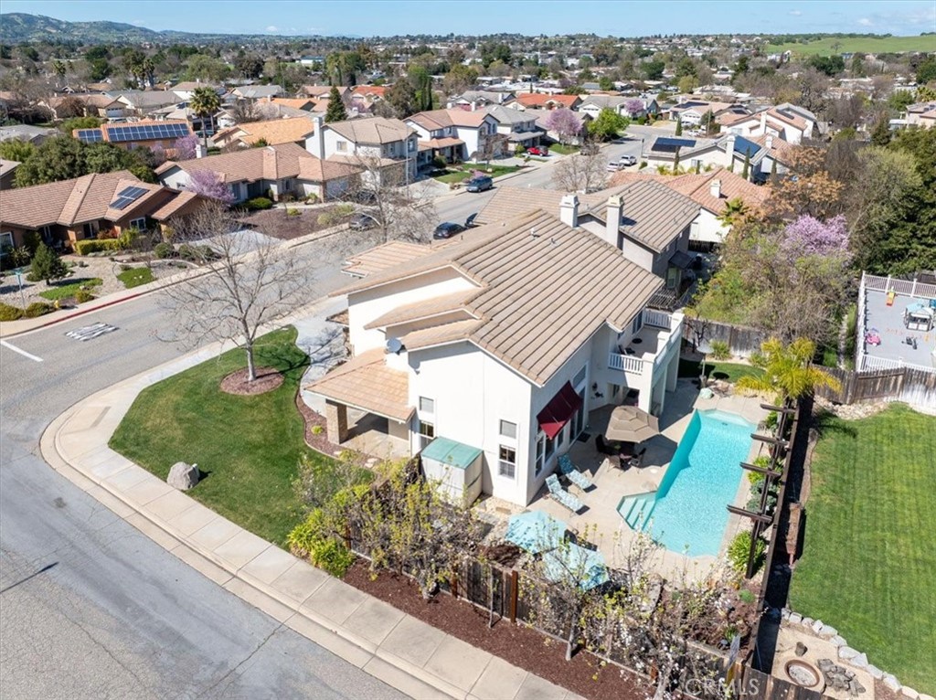 1945 Fieldstone, Paso Robles, CA 93446