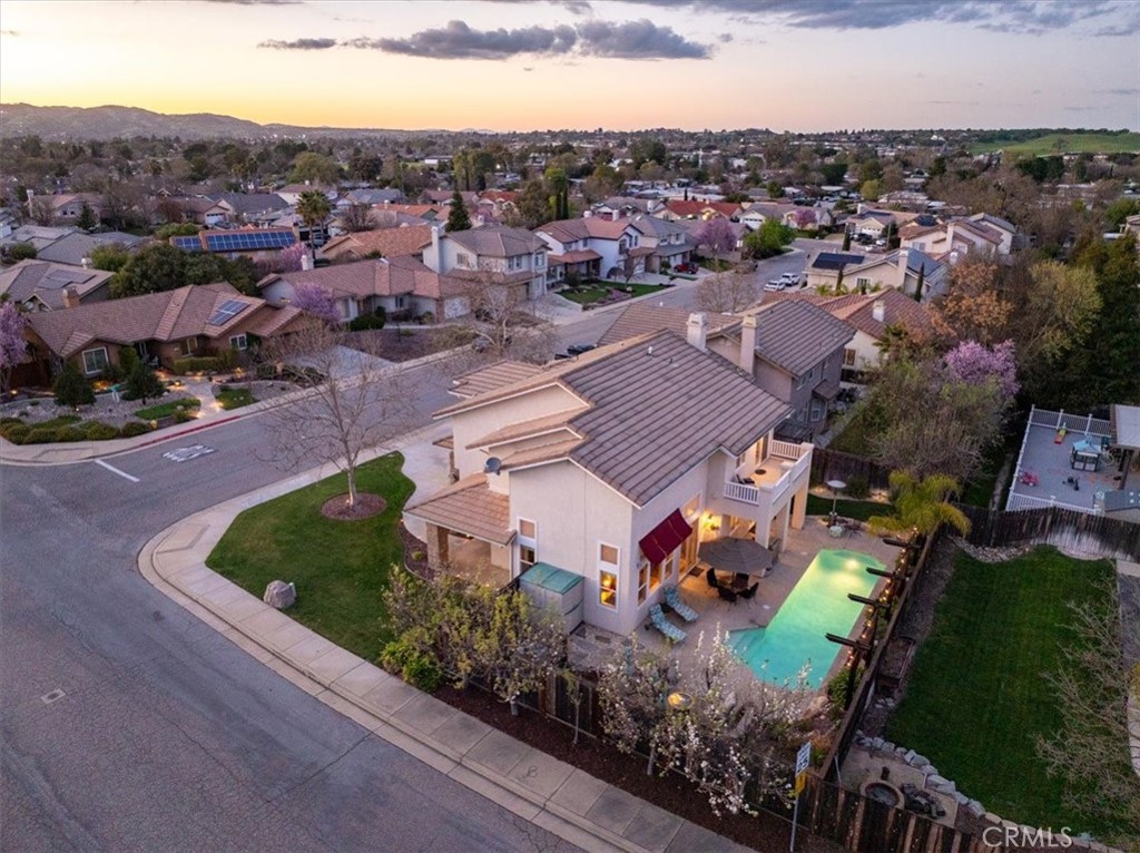 1945 Fieldstone, Paso Robles, CA 93446