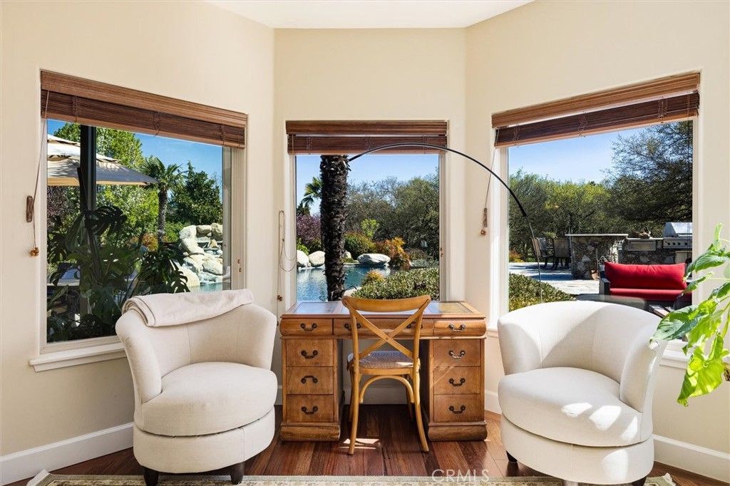 1990 Calle Los Charros, Templeton, CA 93465