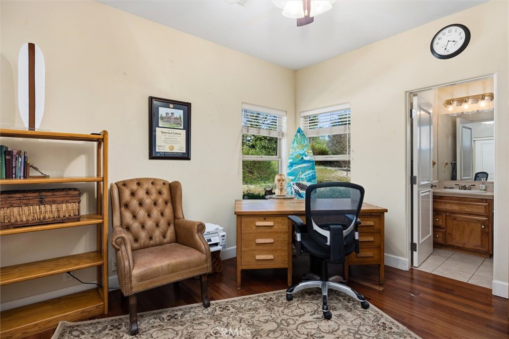 1990 Calle Los Charros, Templeton, CA 93465