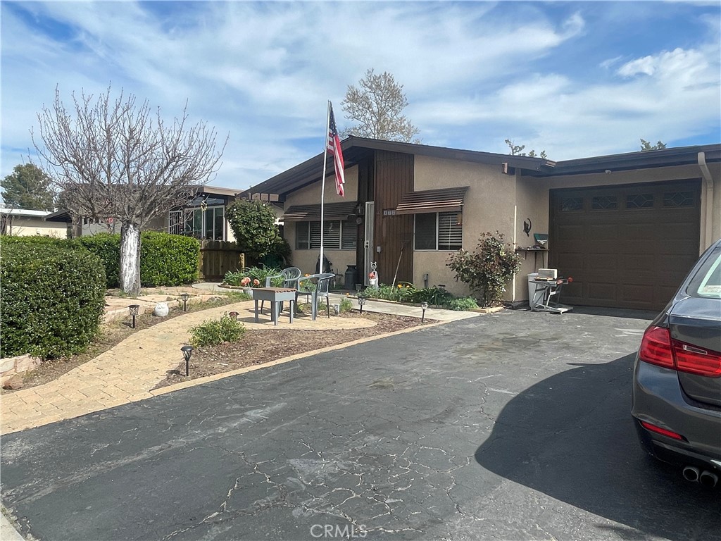 1728 Lark Ellen Dr., Paso Robles, CA 93446