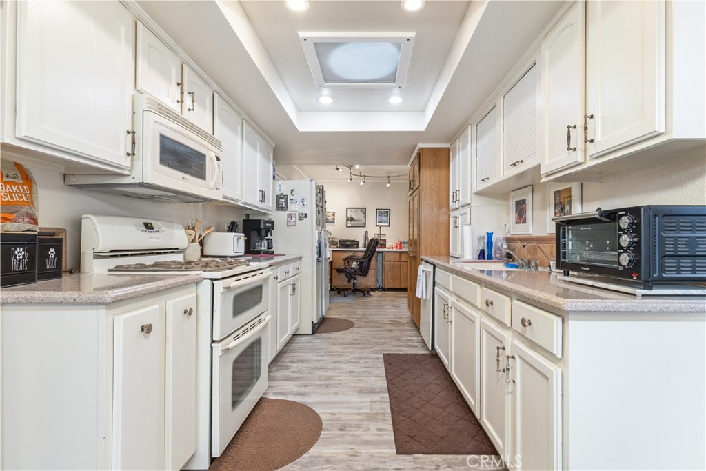 1744 Ponderosa, Paso Robles, CA 93446