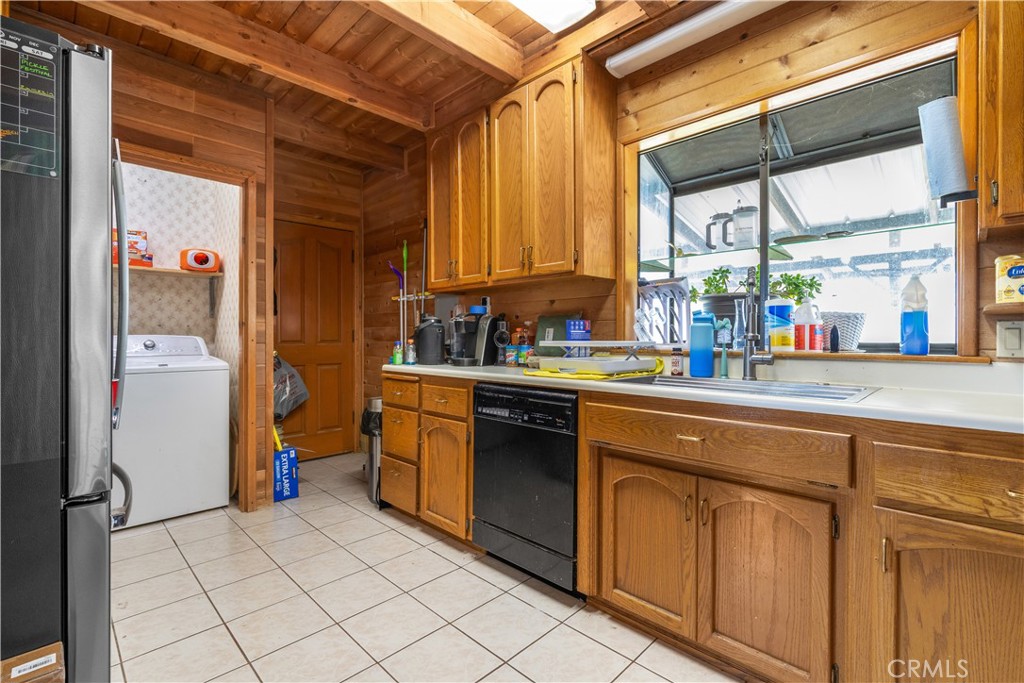 9101 La Paz, Atascadero, CA 93422