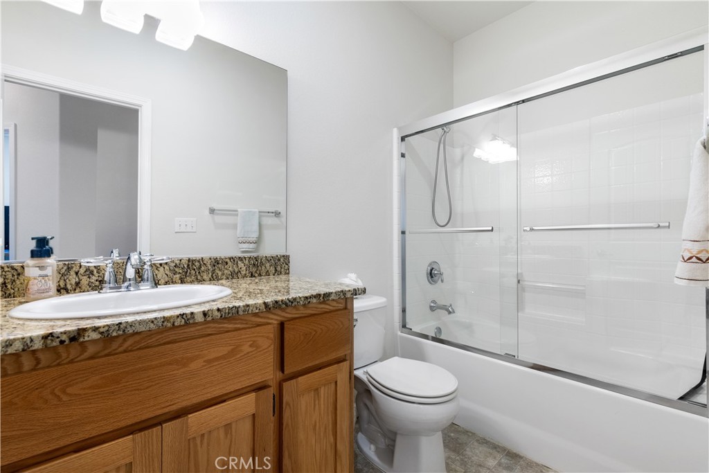 2155 Holly Dr, Paso Robles, CA 93446