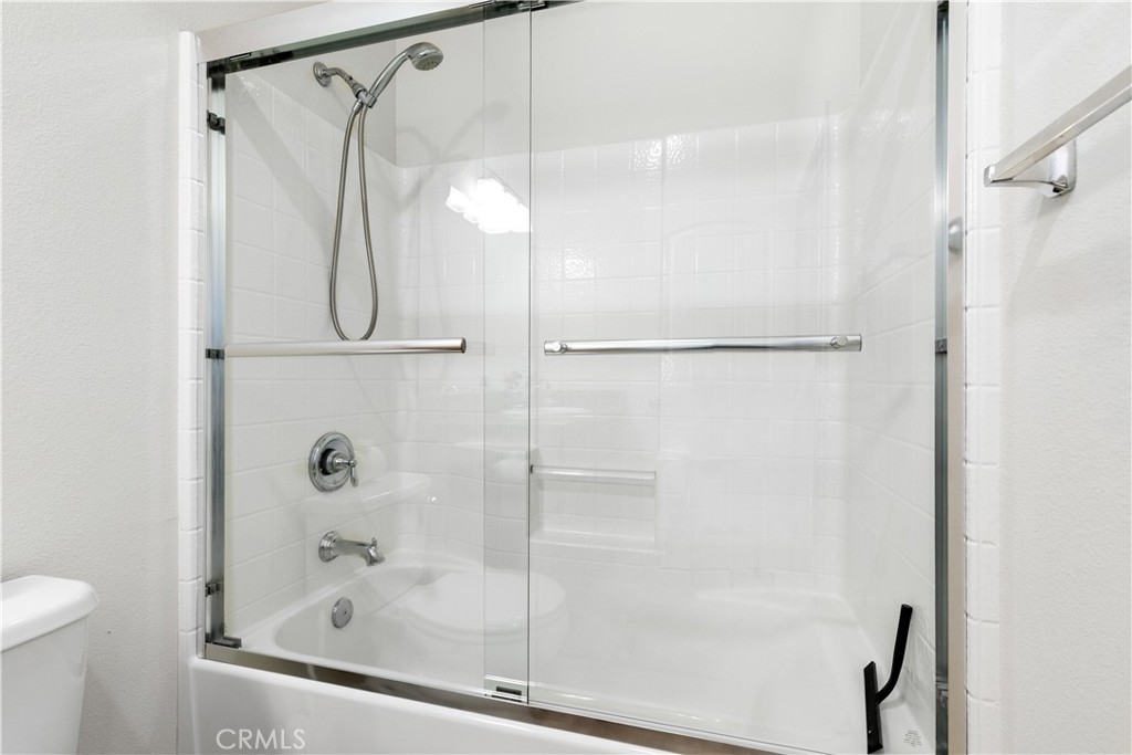 2155 Holly Dr, Paso Robles, CA 93446