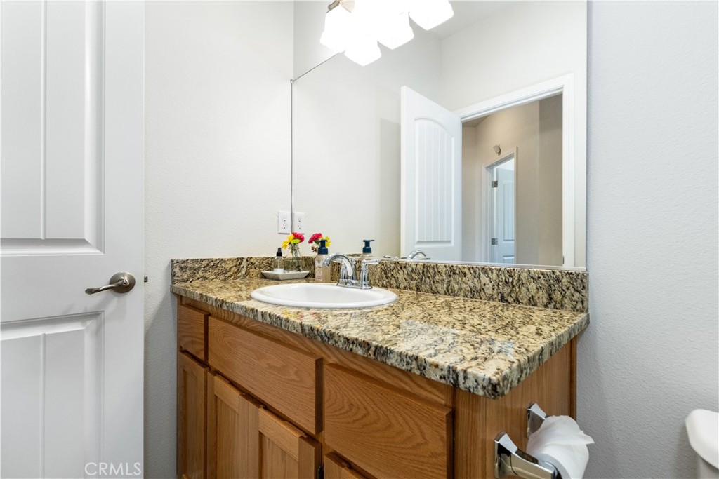 2155 Holly Dr, Paso Robles, CA 93446