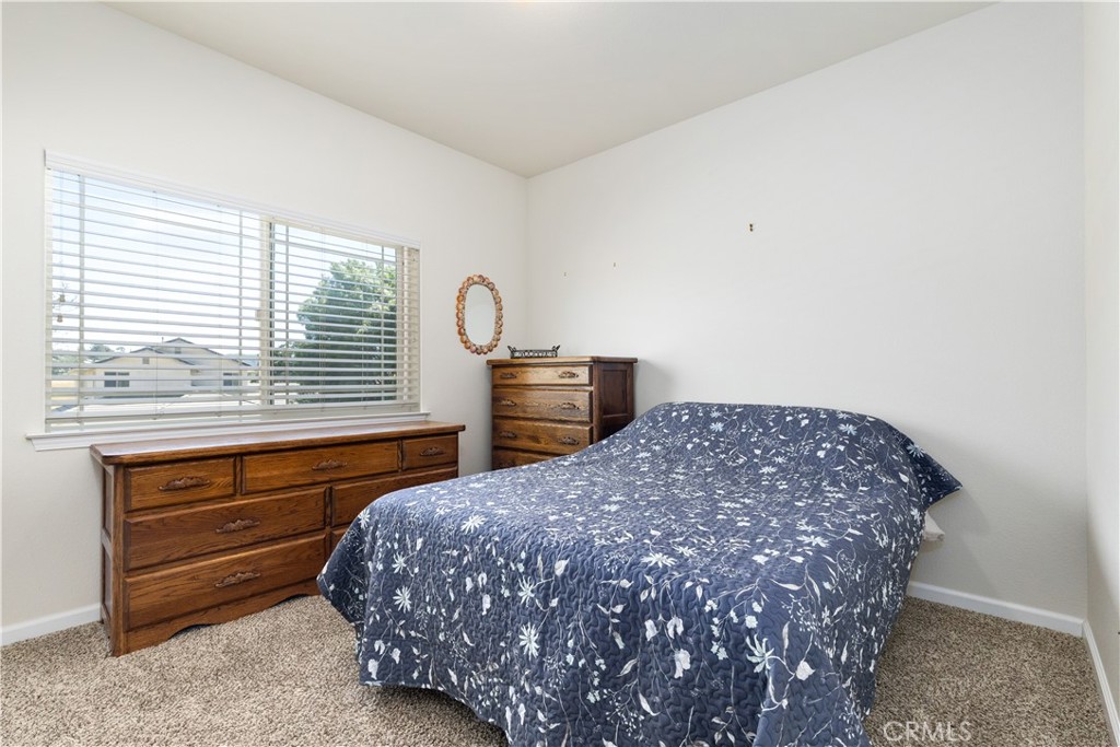 2155 Holly Dr, Paso Robles, CA 93446