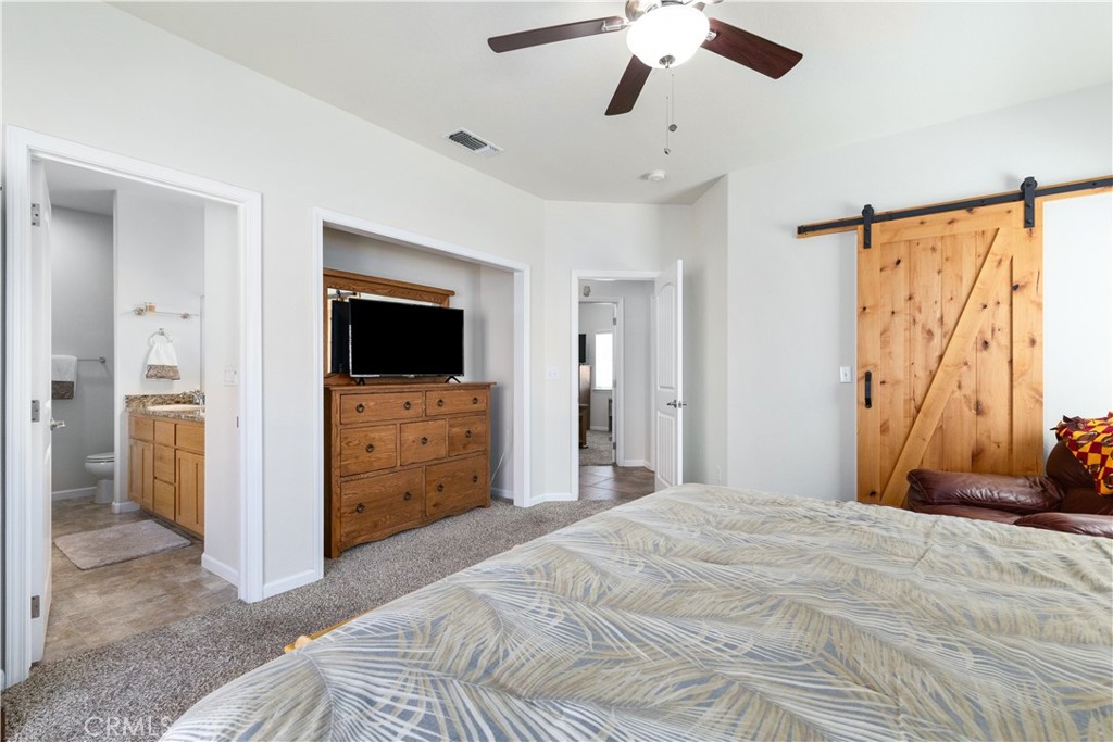 2155 Holly Dr, Paso Robles, CA 93446