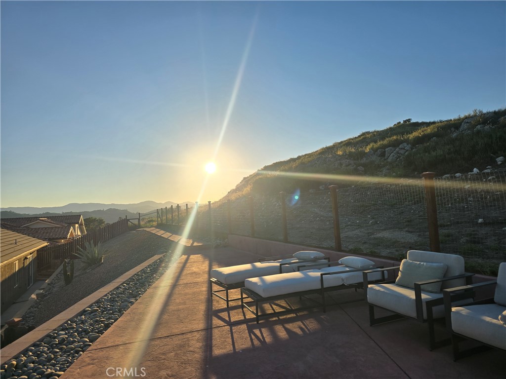 2155 Holly Dr, Paso Robles, CA 93446