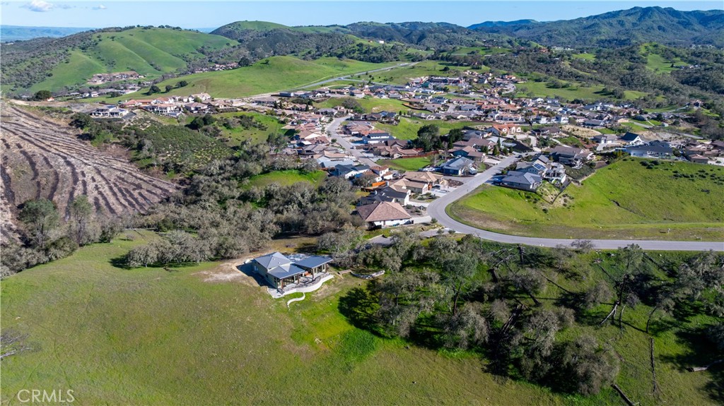 3275 Timberline, Paso Robles, CA 93446