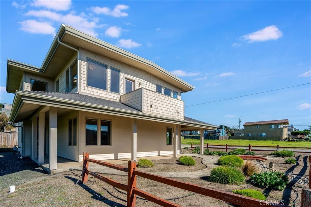 305 Ivar Street, Cambria, CA 93428