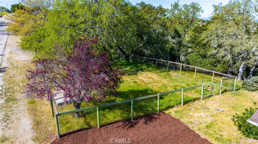 10870 Santa Ana, Atascadero, CA 93422