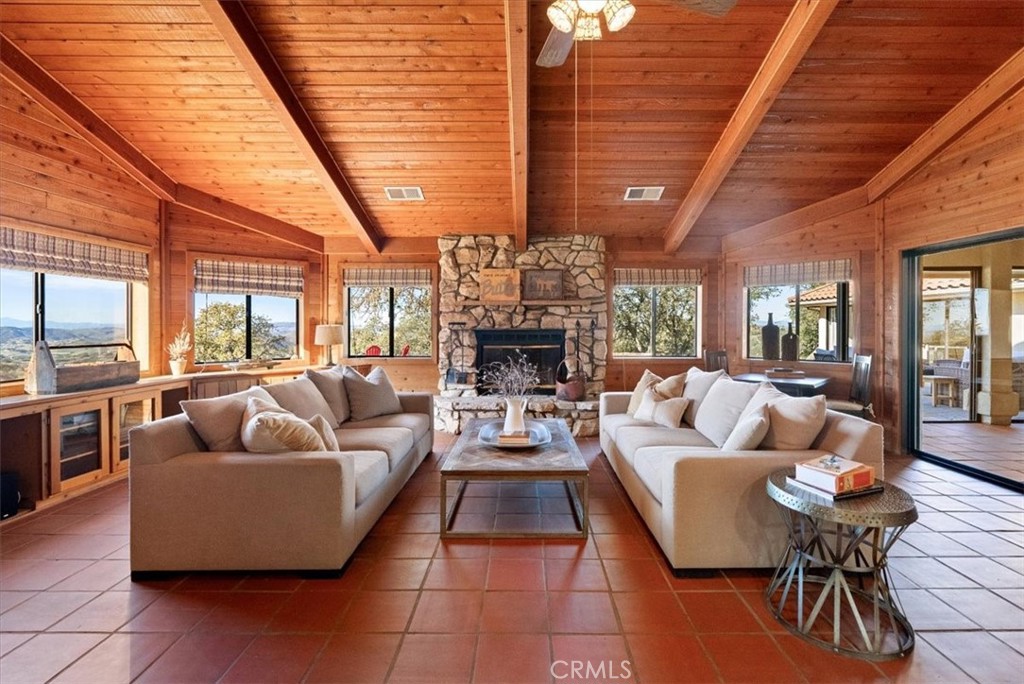 7975 Nacimiento Lake Dr, Paso Robles, CA 93446