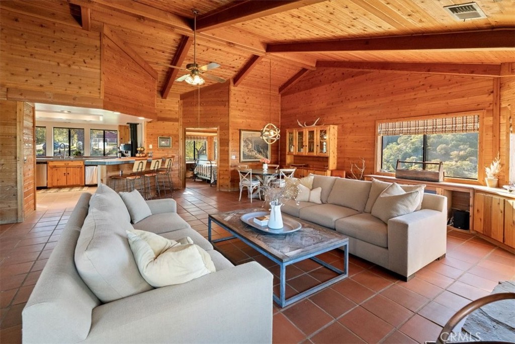 7975 Nacimiento Lake Dr, Paso Robles, CA 93446