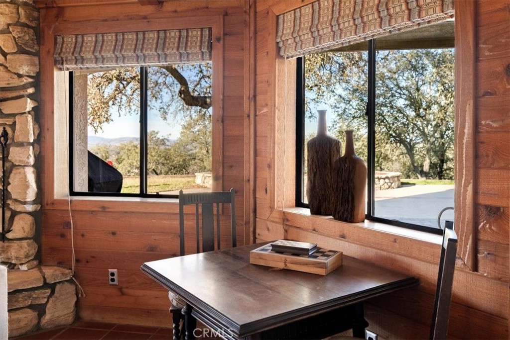 7975 Nacimiento Lake Dr, Paso Robles, CA 93446