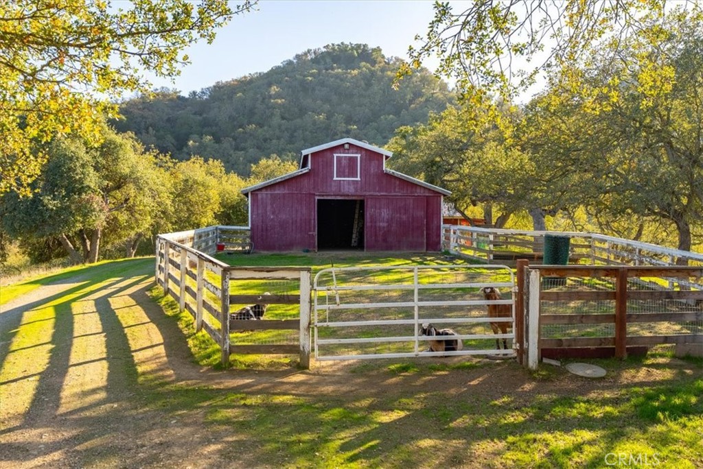 7975 Nacimiento Lake Dr, Paso Robles, CA 93446