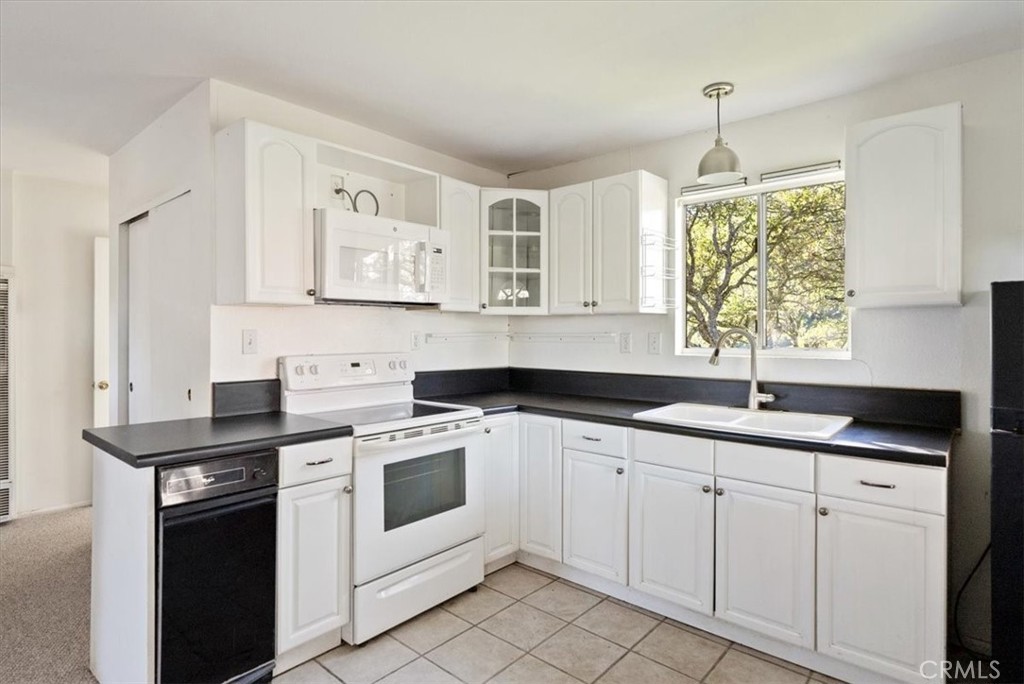 7975 Nacimiento Lake Dr, Paso Robles, CA 93446