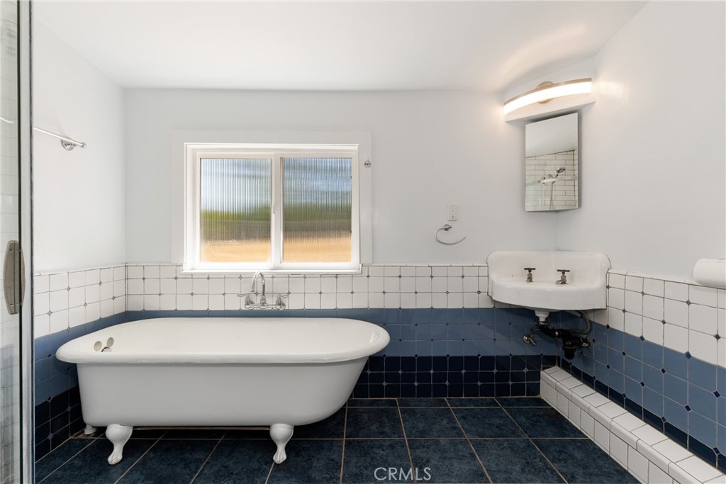 7990 San Gabriel Rd, Atascadero, CA 93422