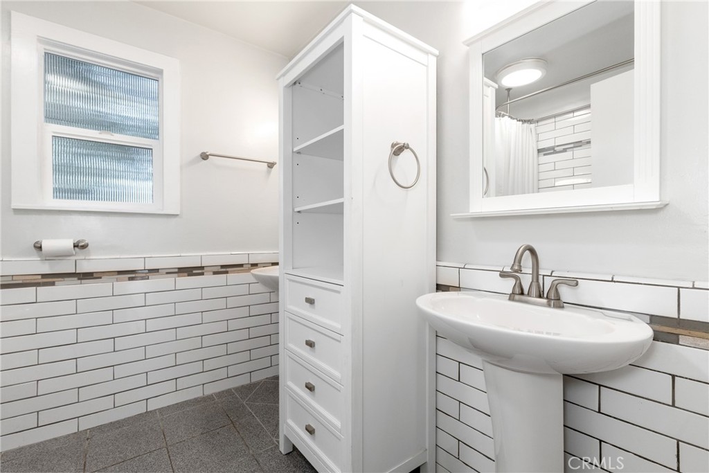 7990 San Gabriel Rd, Atascadero, CA 93422