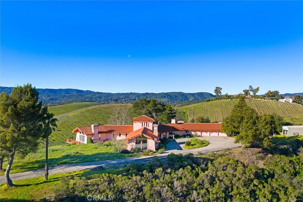 110 Booker, Templeton, CA 93465