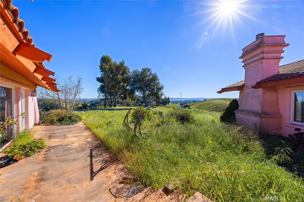 110 Booker, Templeton, CA 93465