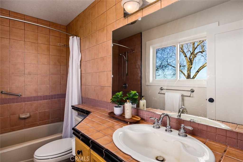 7491 Kingsbury Road, Templeton, CA 93465