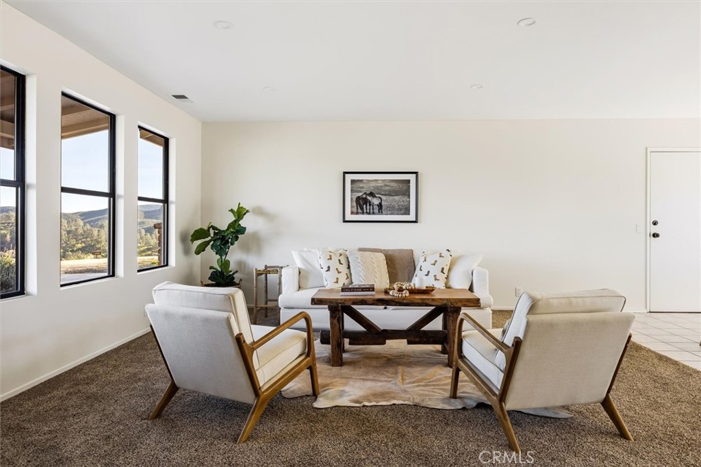 7491 Kingsbury Road, Templeton, CA 93465