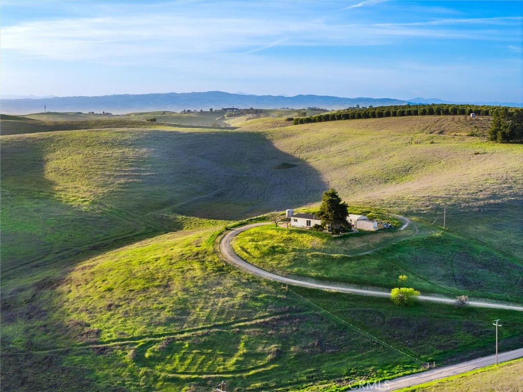 7491 Kingsbury Road, Templeton, CA 93465