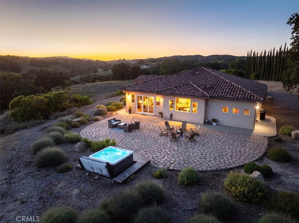 5250 , 5260 Vineyard, Paso Robles, CA 93446