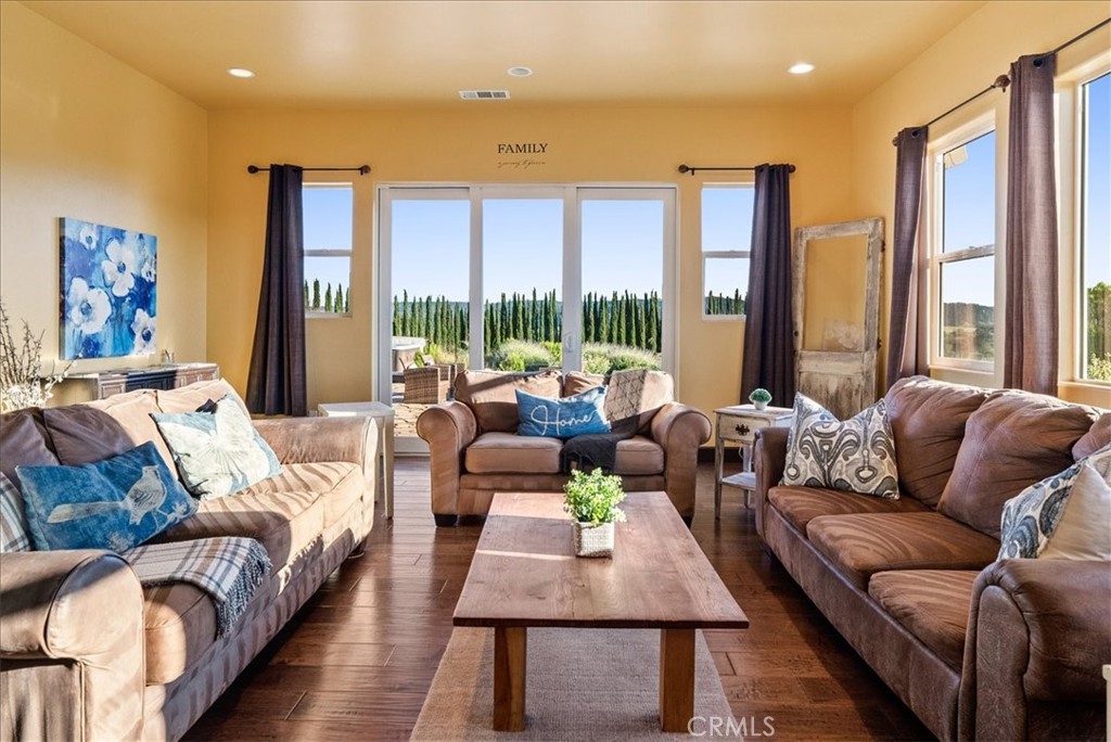 5250 , 5260 Vineyard, Paso Robles, CA 93446