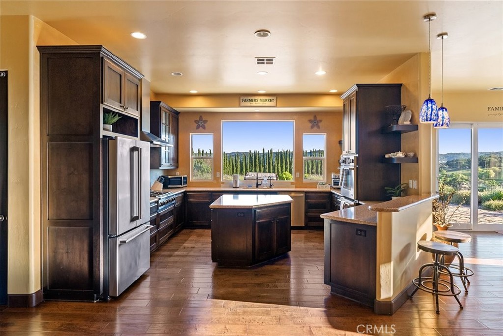 5250 , 5260 Vineyard, Paso Robles, CA 93446