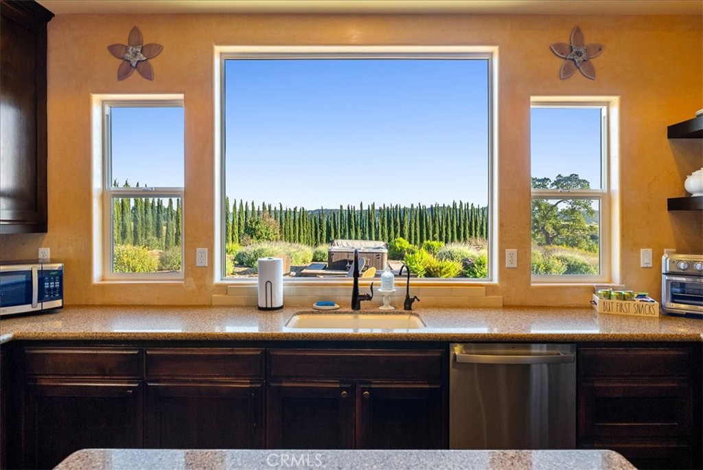 5250 , 5260 Vineyard, Paso Robles, CA 93446