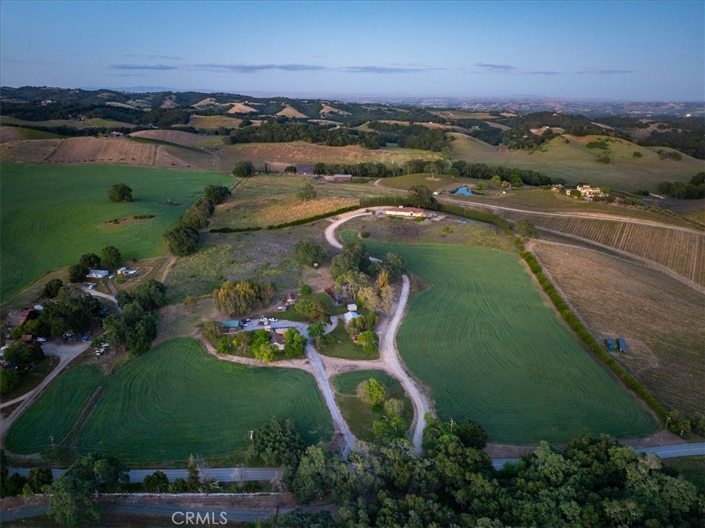 5250 , 5260 Vineyard, Paso Robles, CA 93446