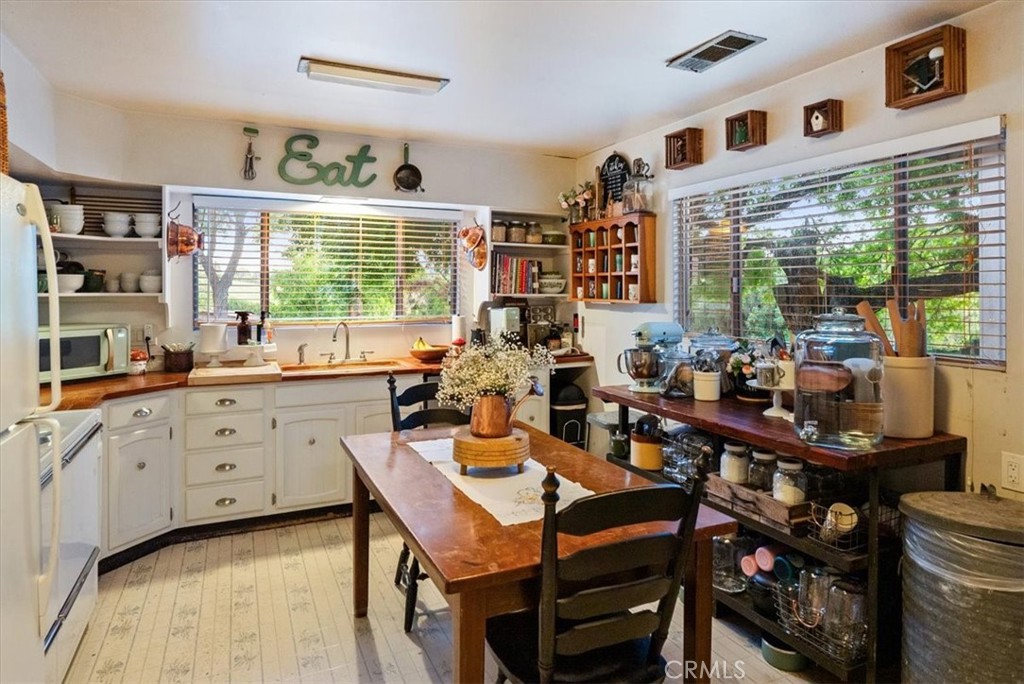 5250 , 5260 Vineyard, Paso Robles, CA 93446